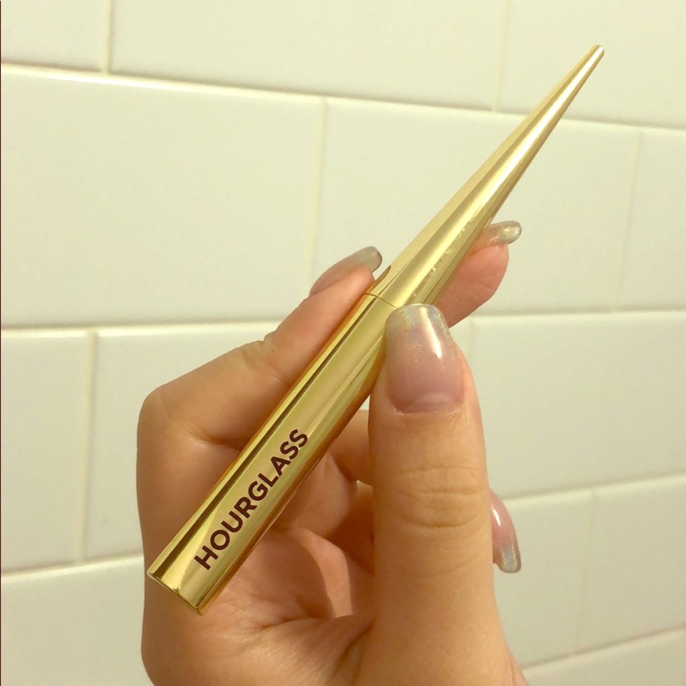 Hourglass Confession Ultra Slim Lipstick